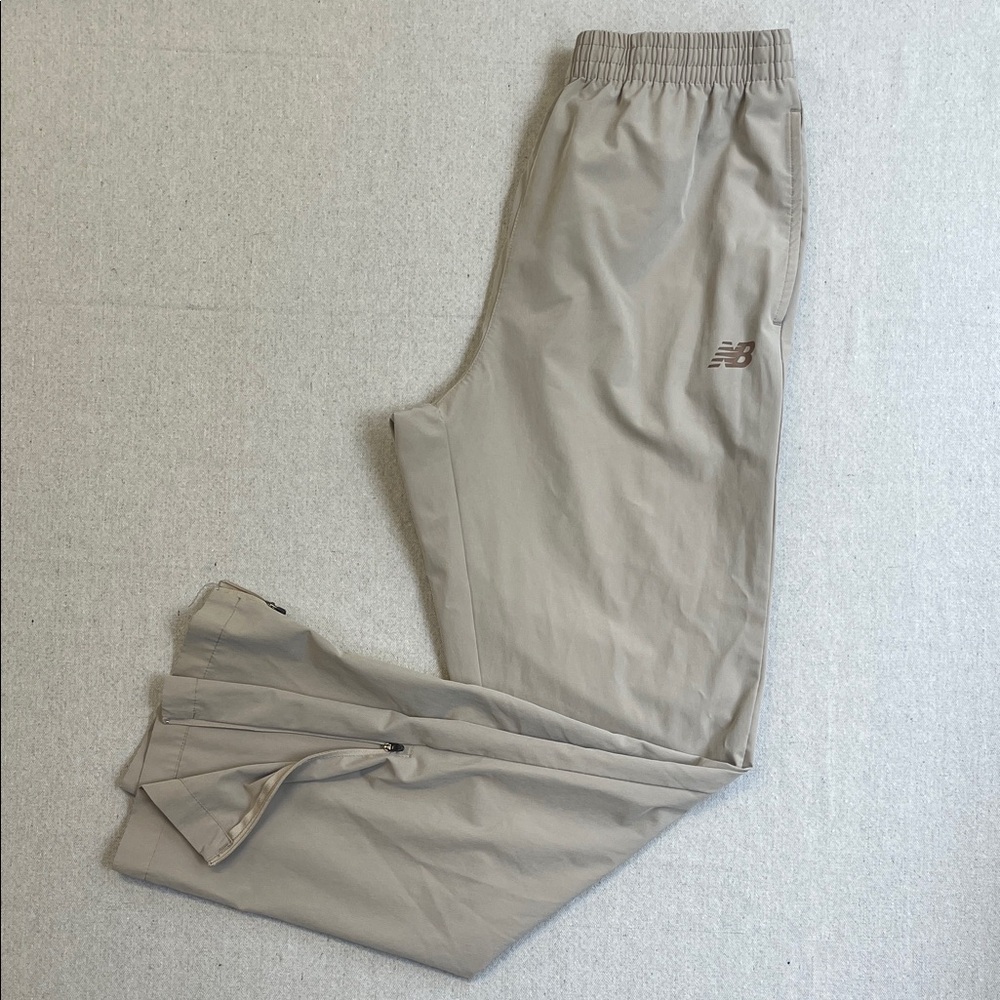 New Balance Woman’s Beige Joggers
